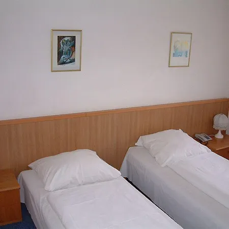 Numa Frankfurt Oben アパートホテル