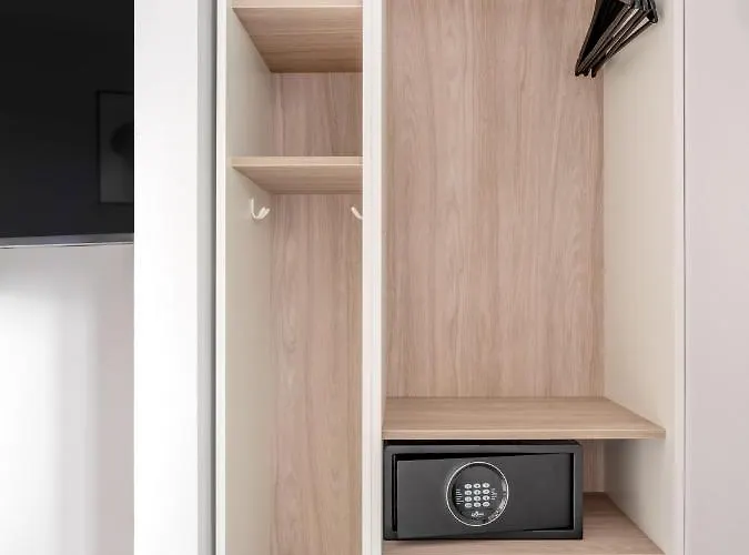 Numa Frankfurt Oben מלון דירות פרנקפורט