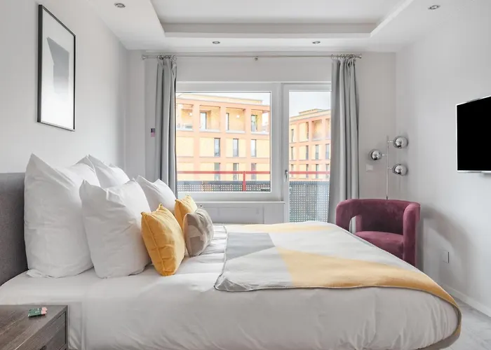 Numa Frankfurt Oben פרנקפורט