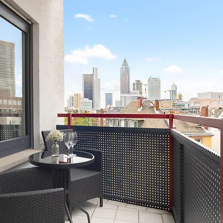 Numa Frankfurt Oben 3*