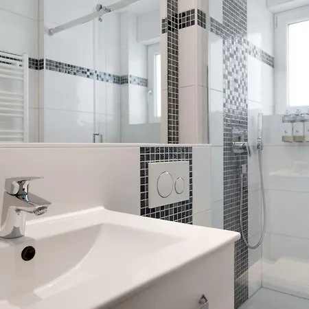 Lejlighedshotel Numa Frankfurt Oben 3*