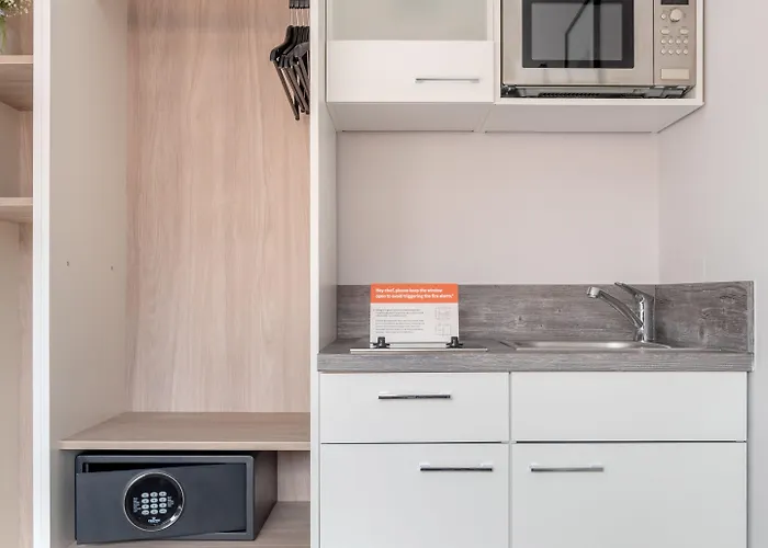 Numa Frankfurt Oben Apartmanhotel 3*